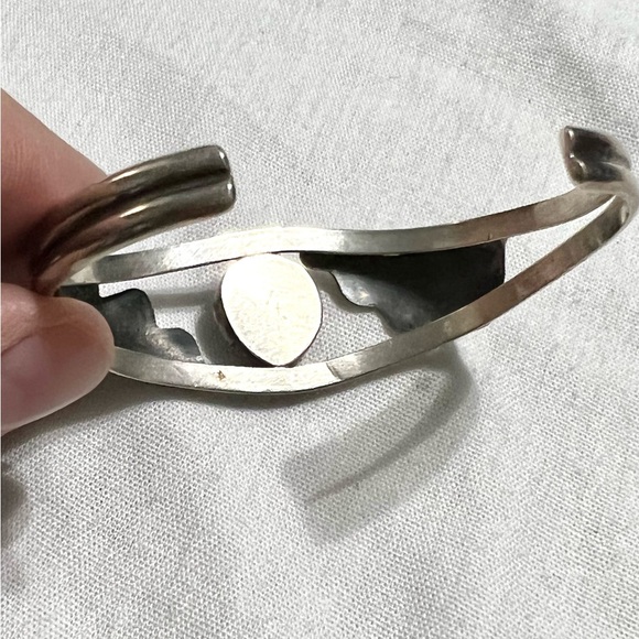 Vintage South Western Womens Green Turquoise Sterling Silver Cuff Bracelet - Picture 2 of 6